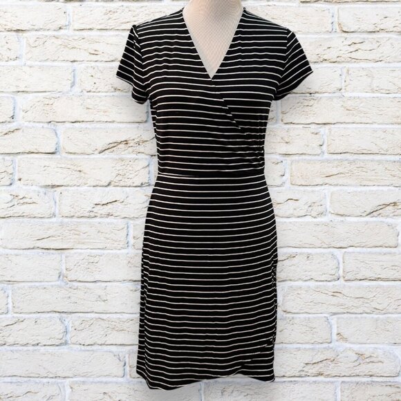 White House Black Market Dresses & Skirts - NWT WHBM FAUX WRAP DRESS - SS Stripe Knit Wrap Size 6